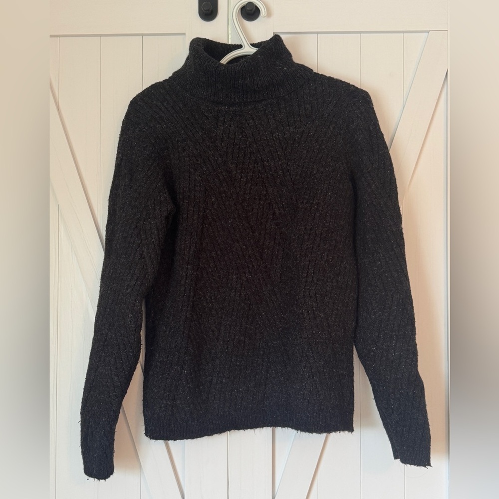 Contemporaine by Simons women’s sweater